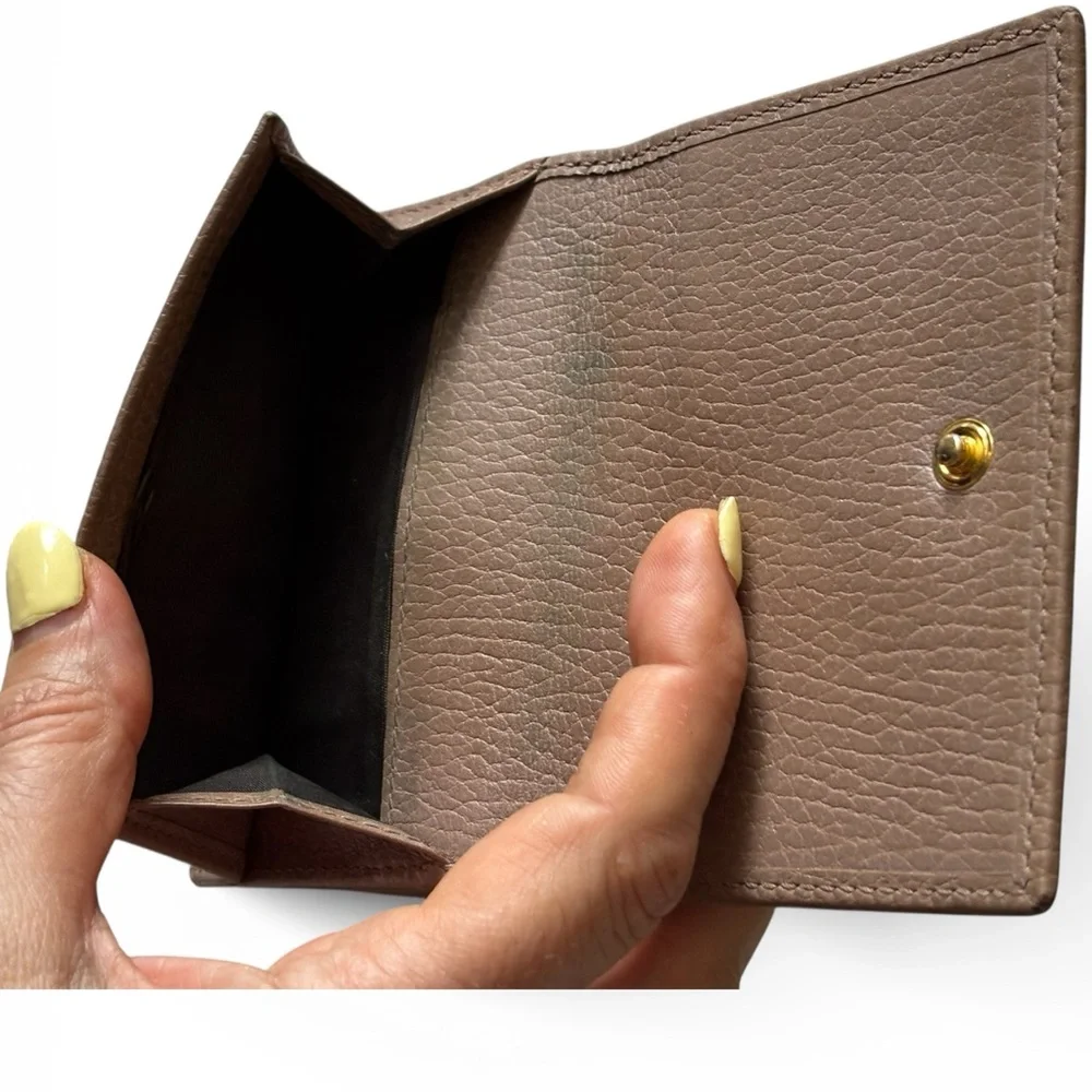 Gucci Taupe Pebbled Leather Wallet with Gold Double G - Picture 3 of 15